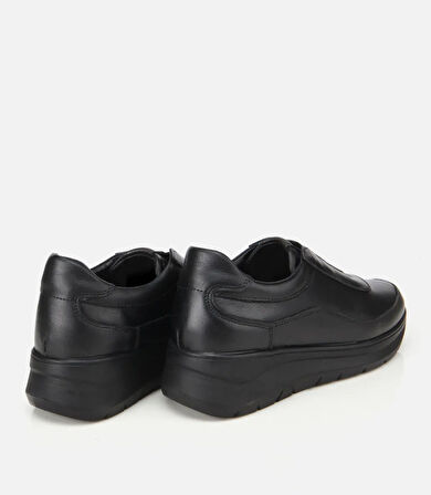 Kadın Deri Siyah Lastik Detaylı Dolgu Topuklu Günlük Loafer