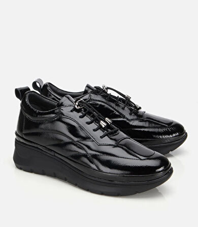 Kadın Rugan Deri Siyah Dolgu Topuklu Spor Ayakkabı