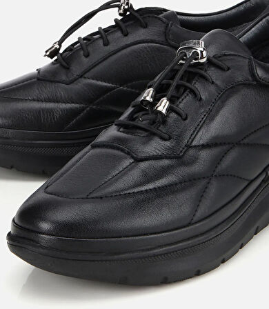 Kadın Deri Siyah Dolgu Topuklu Spor Ayakkabı