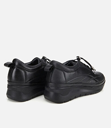 Kadın Deri Siyah Dolgu Topuklu Spor Ayakkabı