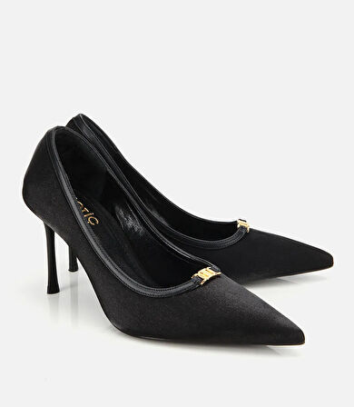 Kadın  Saten Siyah Gold Detaylı Yüksek Topuklu Stiletto