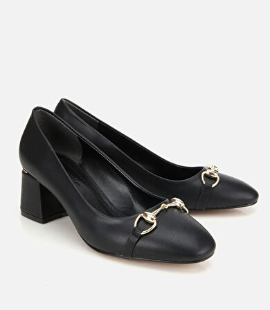 Kadın Siyah Gold Tokalı Kalın Topuklu Ayakkabı