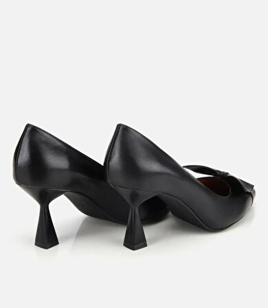 Kadın Deri Siyah Fiyonk Detaylı İnce Topuklu Stiletto