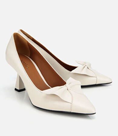 Kadın Deri Ekru Fiyonk Detaylı İnce Topuklu Stiletto