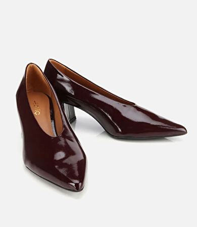 Kadın Rugan Deri Bordo Yumuşak Dokulu Kalın Topuklu Ayakkabı