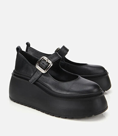 Kadın Deri Siyah Dolgu Topuklu Tokalı Babet