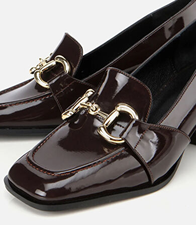 Kadın  Rugan Kahverengi Tokalı Kare Uçlu Topuklu Klasik Loafer