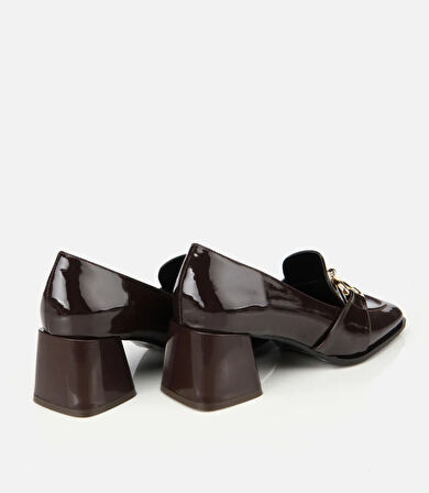 Kadın  Rugan Kahverengi Tokalı Kare Uçlu Topuklu Klasik Loafer