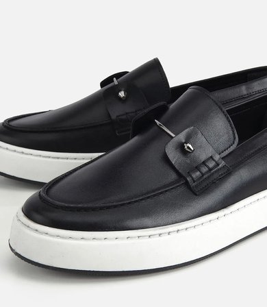 Erkek Deri Siyah Metal Detaylı Günlük Loafer