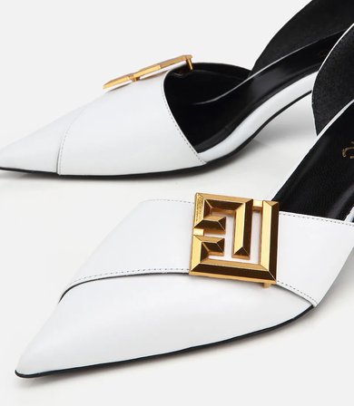 Kadın Deri Beyaz Gold Tokalı Kısa Topuklu Stiletto