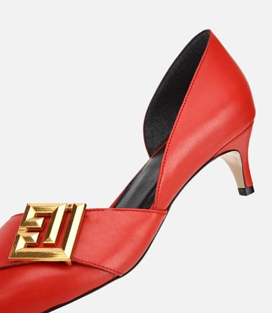 Kadın Deri Kırmızı Gold Tokalı Kısa Topuklu Stiletto