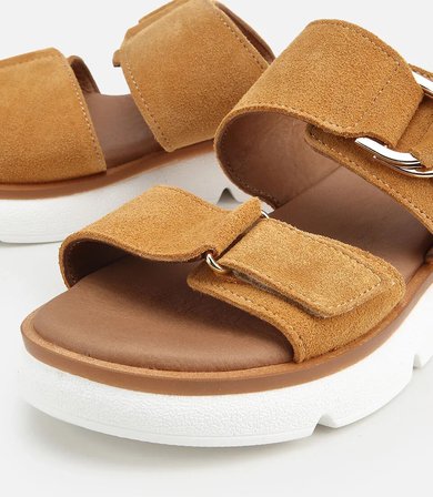 Kadın Süet Deri Sarı Bantlı Tokalı Düz Sandalet