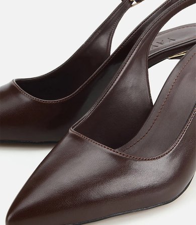 Kadın Kahverengi Sivri Burunlu Tokalı İnce Topuklu Arkası Açık Stiletto