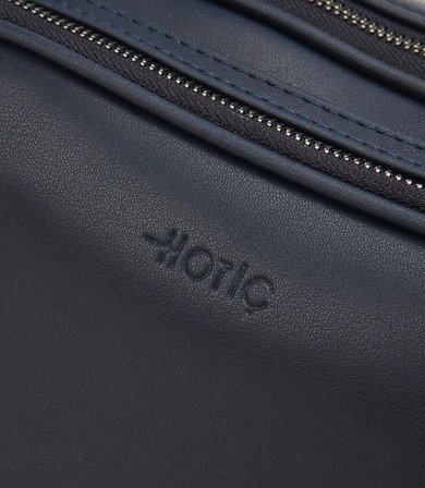 Erkek Lacivert Çapraz Askılı Postacı El Çantası