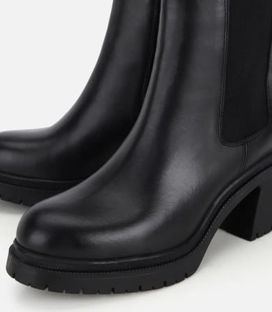 Kadın Deri Siyah Lastik Detaylı Bilekte Topuklu Bot