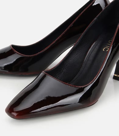 Kadın Rugan Bordo Taş Detaylı İnce Topuklu Stiletto