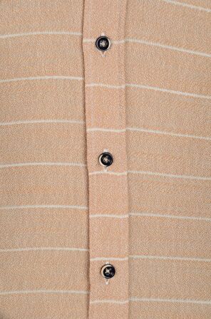 Yaka Düğmeli İnce Çizgili Silimfit Erkek Gömlek