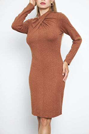 Kadın Yakası Burgulu Uzun Kollu Mini Boy Elbise