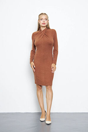 Kadın Yakası Burgulu Uzun Kollu Mini Boy Elbise