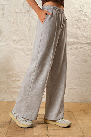 Kadın Önü Nevrürlü Ceplı Bol Paça Rahat Pantolon