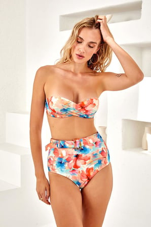 Dolgulu Straplez Aksesuarlı Bikini Takım