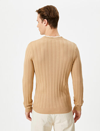 Slim Fit Kazak Triko Dokulu Yaka Detaylı Uzun Kollu