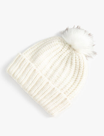 Örgü Bere Lastikli Peluş Ponponlu