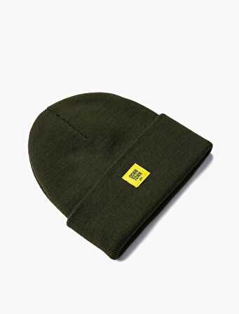 Basic Bere Slogan Etiket Baskılı Katlama Detaylı