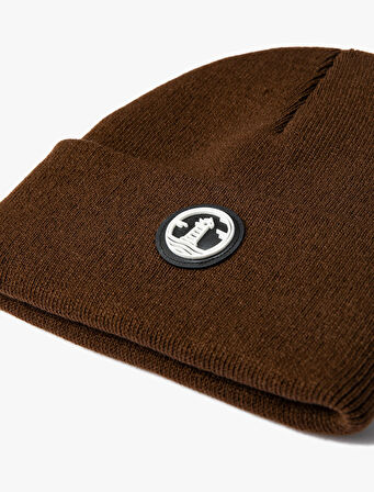 Akrilik Örgü Bere Etiket Detaylı Katlamalı