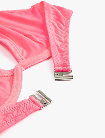 Üçgen Bikini Üstü Balenli Çiçek Dokulu Boyundan Bağlamalı