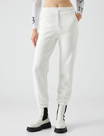 Jogger Eşofman Altı Beli Lastikli Bağcıklı Cep Detaylı