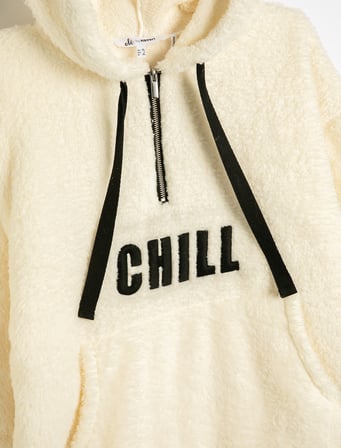 Kapşonlu Peluş Sweatshirt Yarım Fermuar Detaylı Kanguru Cepli İşlemeli