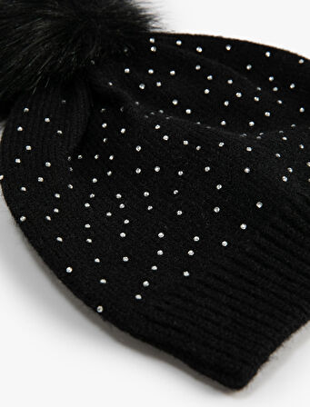 Triko Bere Peluş Ponponlu Boncuk İşlemeli