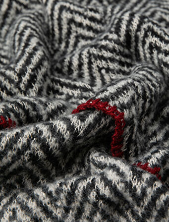 Atkı Yumuşak Dokulu Asimetrik Kesim