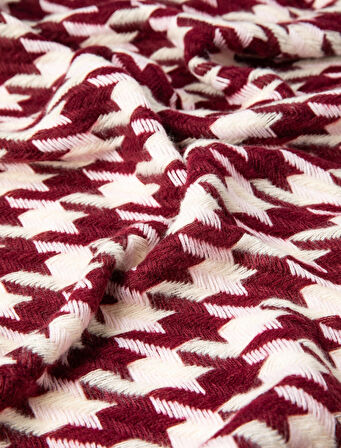 Atkı Kazayağı Desenli Yumuşak Dokulu Püsküllü