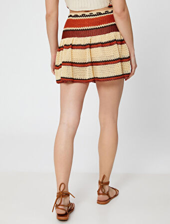 Melis Ağazat X Koton - Püsküllü Mini Örgü Etek