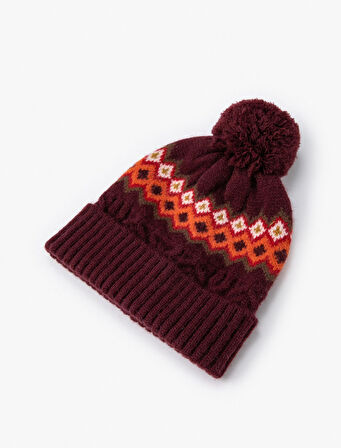 Desenli Örgü Bere Kenarları Katlı Ponpon Detaylı