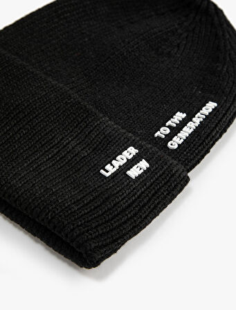 Lastikli Örgü Bere Kenarları Katlı