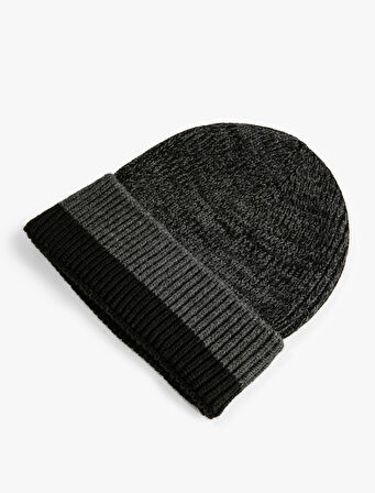 Akrilik Örgü Bere Kırçıllı Katlama Detaylı