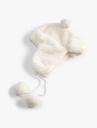 Peluş Kulak Kapaklı Bere Çene Altından Bağcıklı