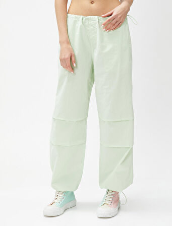 Paraşüt Pantolon Cep Detaylı Beli ve Paçası Lastikli