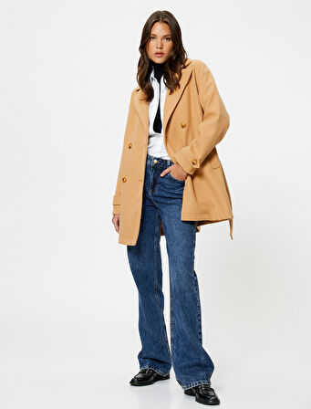 Kaşe Kaban Beli Kuşaklı Kruvaze Düğmeli Cep Detaylı 