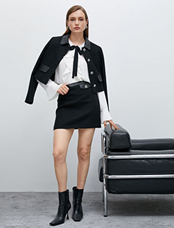 Crop Tüvit Ceket Suni Deri Detaylı