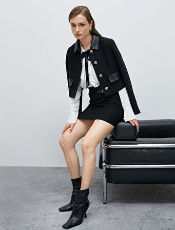 Crop Tüvit Ceket Suni Deri Detaylı