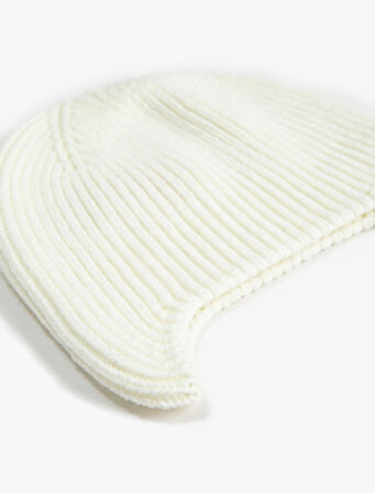 Kulak Kapaklı Basic Bere 