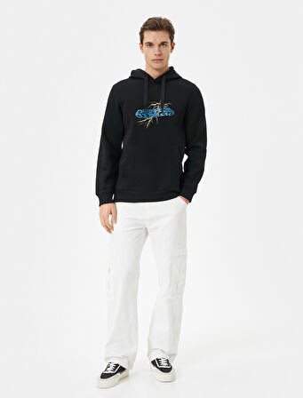 Arkası Baskılı Hoodie Kuru Kafa Temalı Kanguru Cep Detaylı