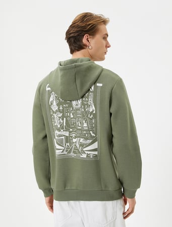 Arkası Baskılı Hoodie Mitoloji Temalı Kanguru Cep Detaylı