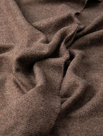 Basic Akrilik Atkı Püskül Detaylı