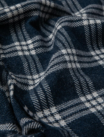 Ekoseli Atkı Püskül Detaylı Yumuşak Dokulu