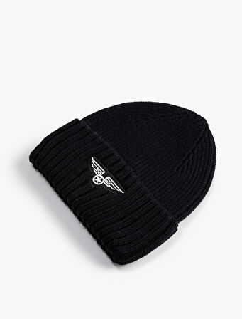 Örgü Bere Etiket Baskılı Katlamalı